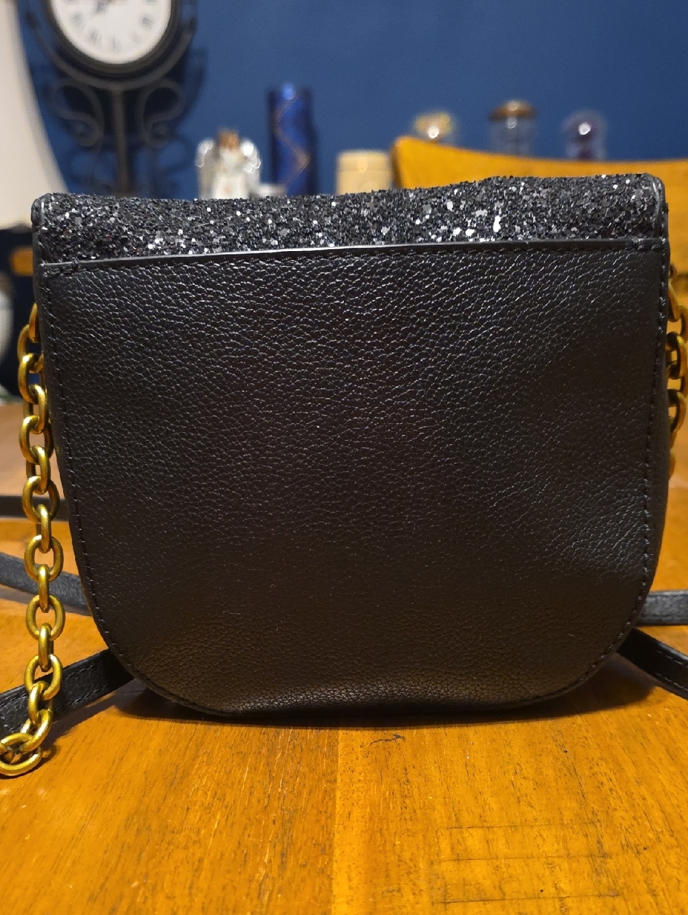 Fossil Black Glitter Flap Crossbody with Gold-Tone Hardware - Picture 4 of 16